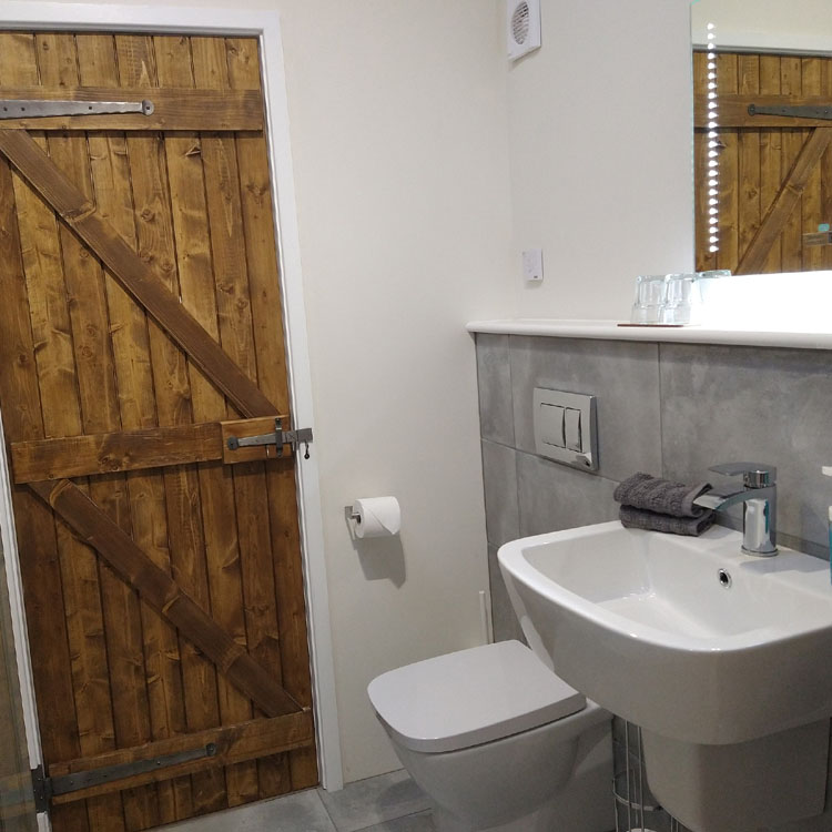 The Nook Cottage, Bathroom