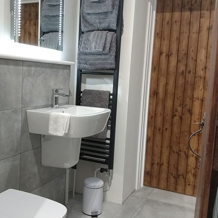 The Nook Cottage, Bathroom